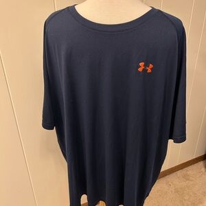 Under Armour Men's Dark Blue Tee- loose fit